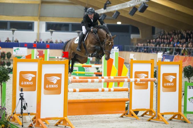 paard-Vrieling-J-Etoulon-VDL-ERME14L1509