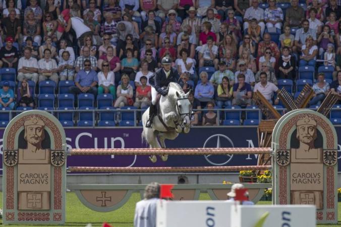 paard-castelino-van-de-helle-spring-20-00-21
